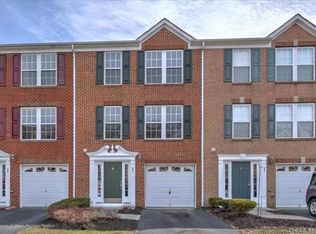 41 Saxton Rd #48, Farmingdale, NJ 07727