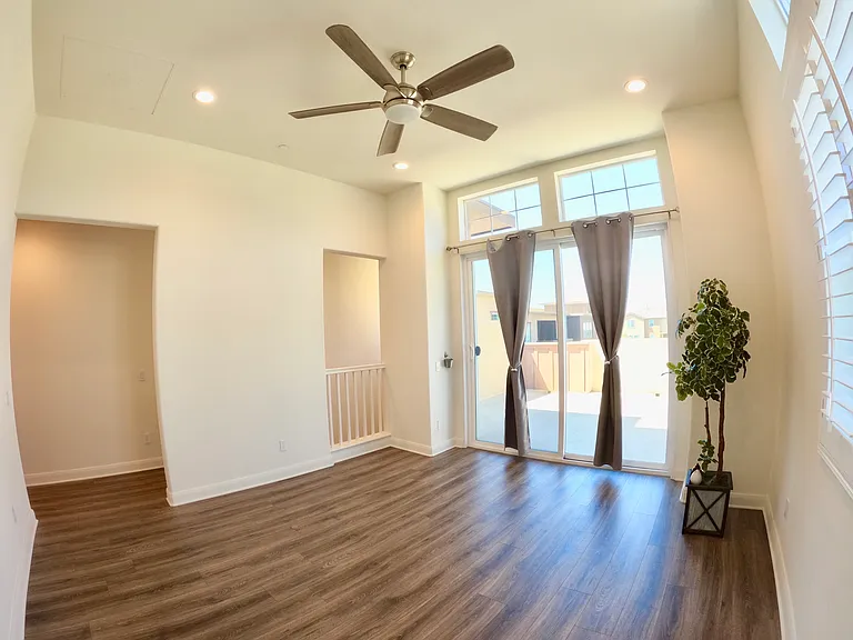 3rd floor, bounce room area
