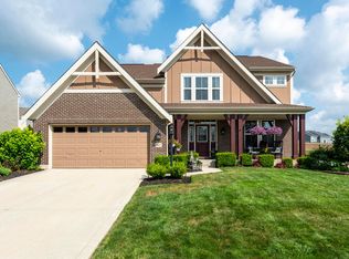 1615 Adena Pointe Dr, Marysville, OH 43040