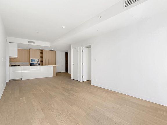 5th image of 6833 Pearson Way #6XX