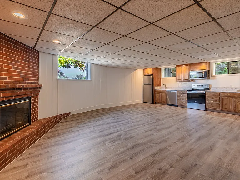 Large kitchen with plenty of counter space and brand new appliances