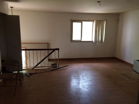 2nd image of 21438 Peterson Ave