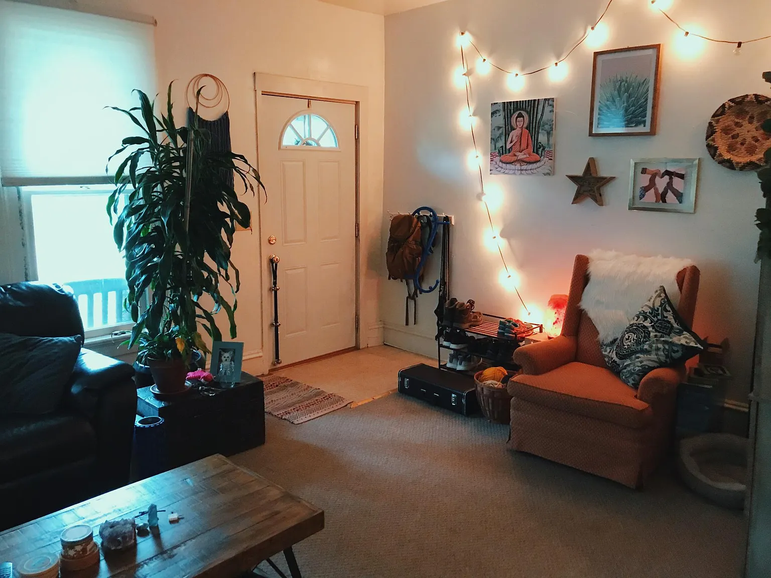 2 bed, 1200 sqft, $1,460 — Photo 1