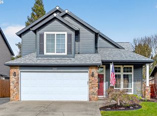 33985 SE Davona Dr, Scappoose, OR 97056