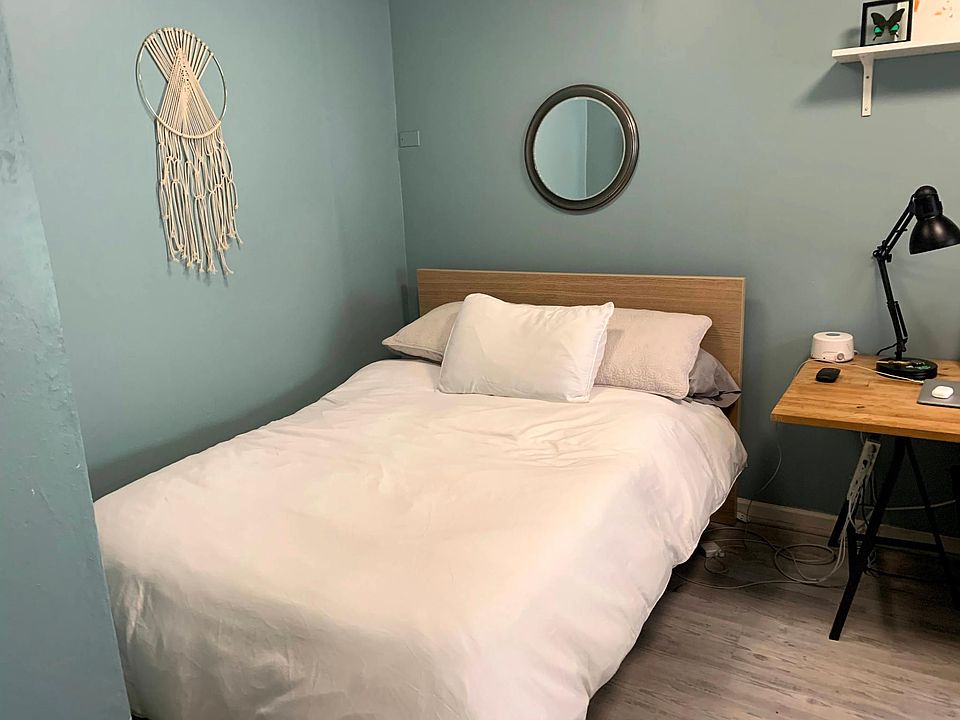 shown with full size bed - works very well