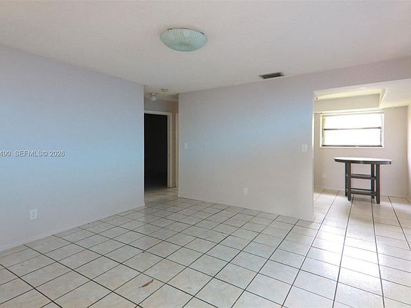 5th image of 1321 N 58th Ave #1321