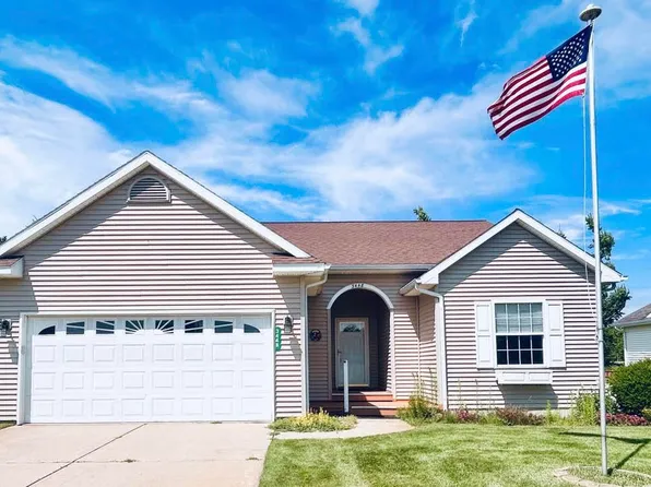 3448 Glen Meadows Dr, Gaylord, MI 49735