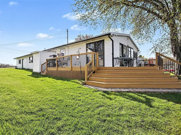 60654 Shoreline Dr, Burr Oak, MI 49030