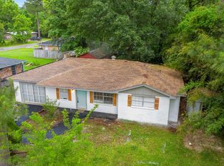 180 Mill St, Vidor, TX 77662