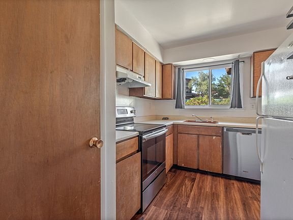 3rd image of 3265 Gypsum Rd #3265