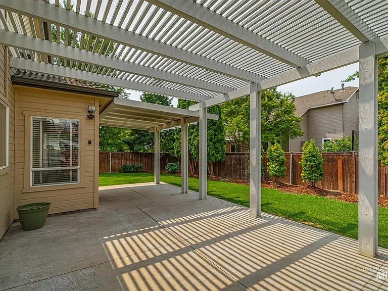 4259 N Chatterton Ave — Photo 45