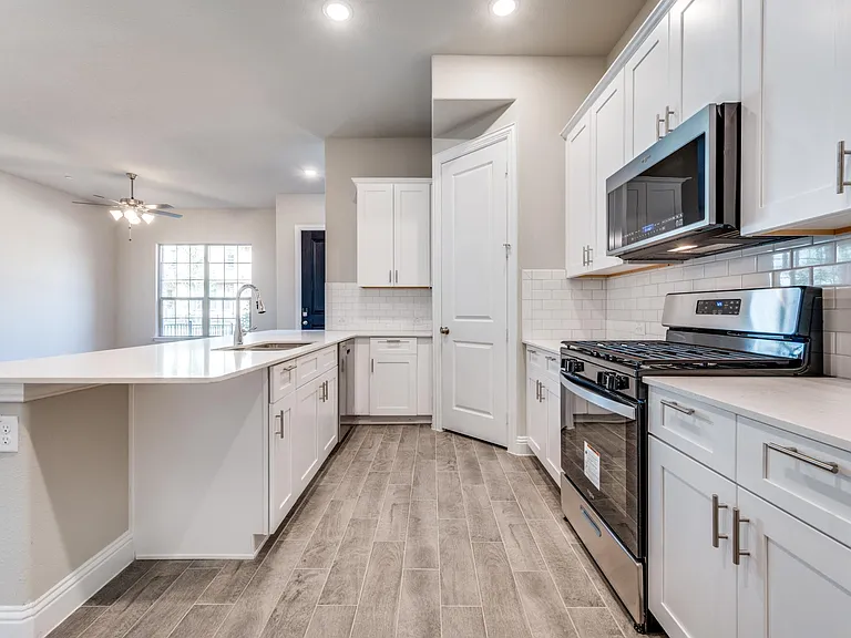 6148 Blythe Dr — Photo 9