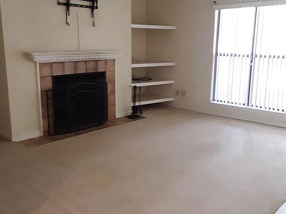 5th image of 2802 WOOD HILL Drive #2802