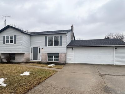 8644 Lillian Dr, Newport, MI, 48166