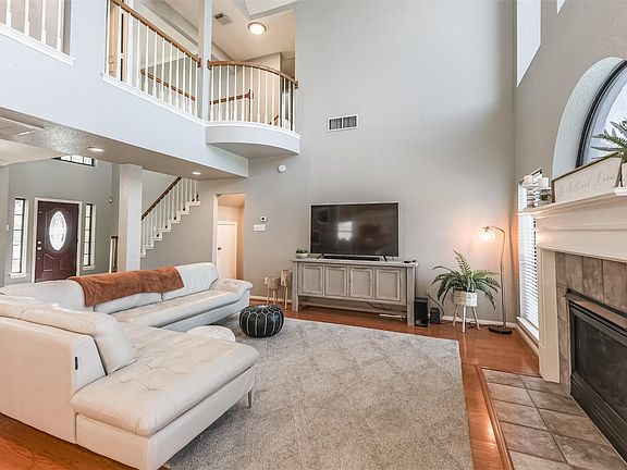 5th image of 3010 Ashton Park Dr