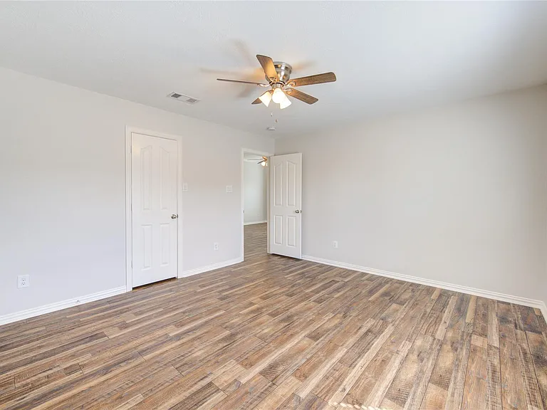 24615 Lakecrest Bend Dr — Photo 28
