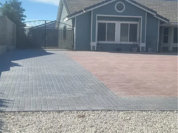 8554 Wild Pony Dr, Riverside, CA 92509