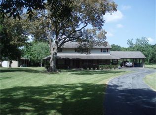2154 County Road 155, Alvin, TX 77511