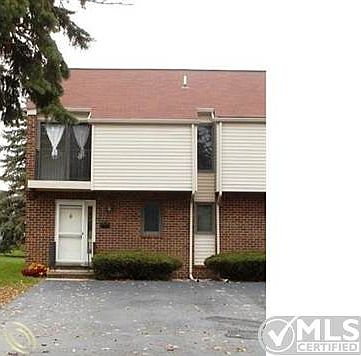 336 Village West main.JPG
