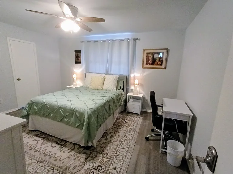 6908 Trimble Dr — Photo 5
