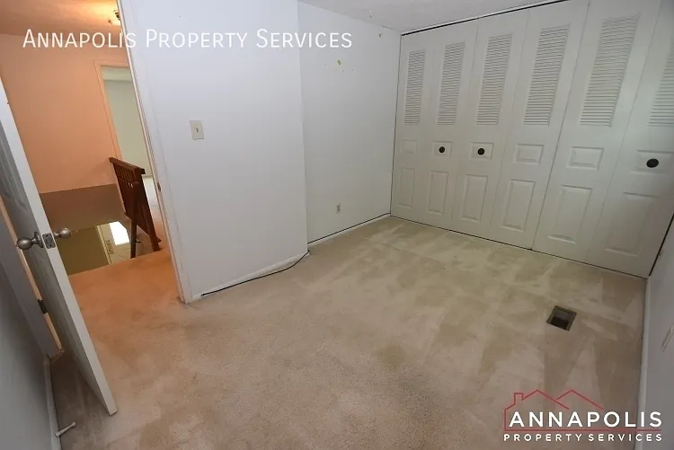 7660 Fairbanks Ct — Photo 14