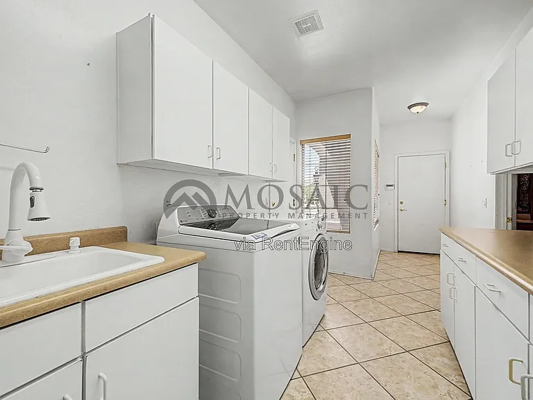 2172 W Enfield Way — Photo 49
