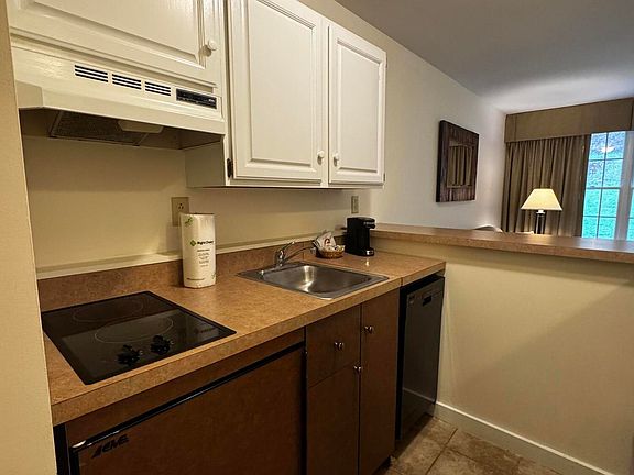 5th image of 37 Corey Rd #721