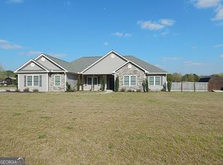 907 Cliett Rd, Byron, GA 31008