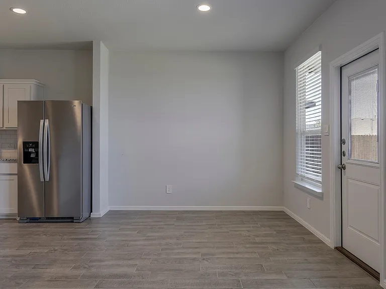 8620 High Hill Dr — Photo 7