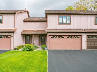 1164 Ridge Crest Dr, Victor, NY 14564