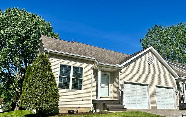 1st image of 3923 E Boardwalk Pl