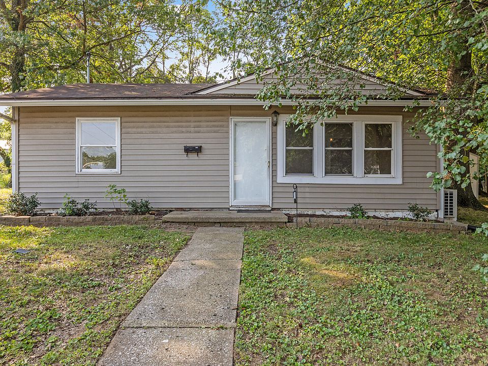 1st image of 215 Laffoon Dr