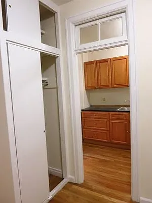 Rented by 4 Points Properties | media 25