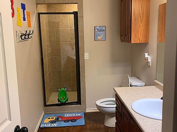 5th image of 361 Farm Road 3426