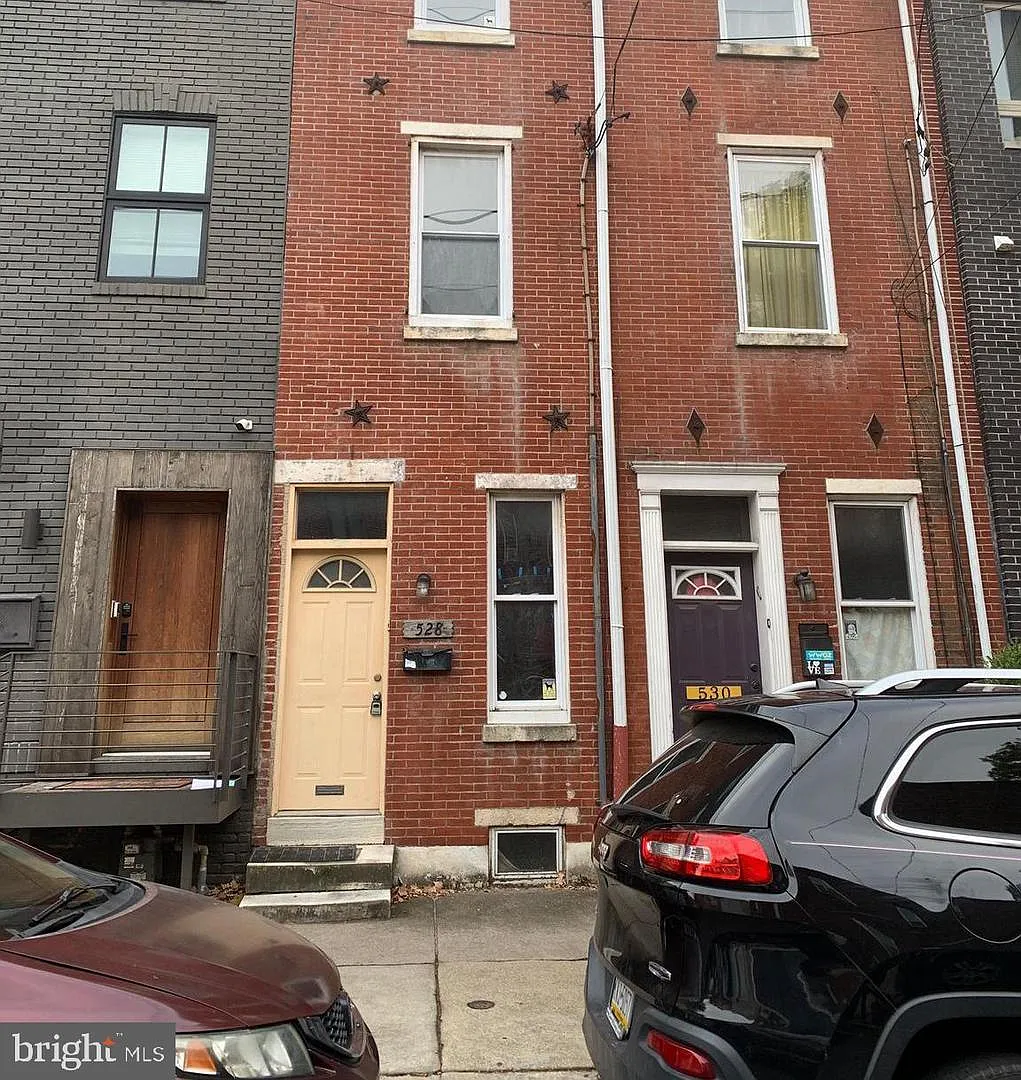 528 Fitzwater St photo 1