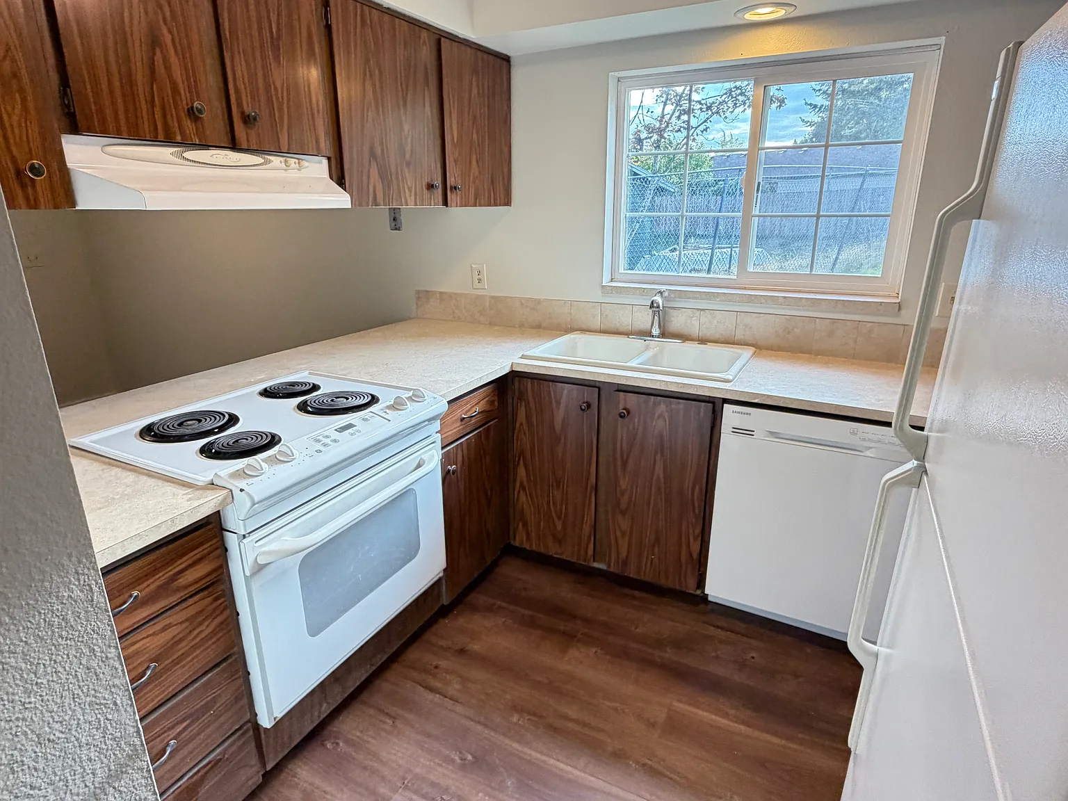 2 bed, 1.5 bath, 1000 sqft, $2,095 — Photo 4