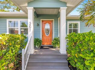 201 35th Ave NE, Saint Petersburg, FL 33704