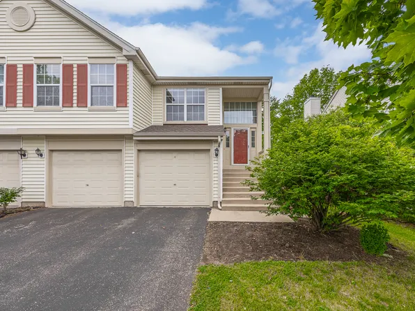 74 Seton Creek Dr, Oswego, IL 60543