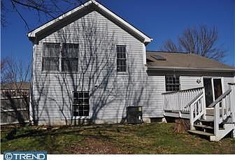 3rd image of 88 Dasher Ave