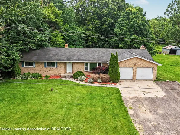 10629 N Royston Rd, Grand Ledge, MI 48837
