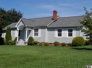 5952 Mountain Grove Rd, Hickory, NC 28602