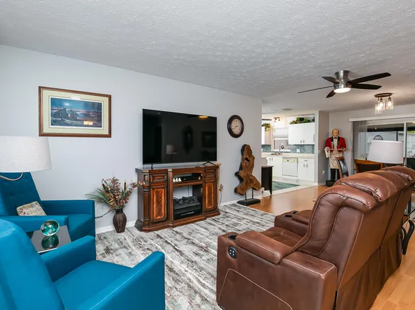 6620 Picante Circle, Fort Pierce, FL 34951