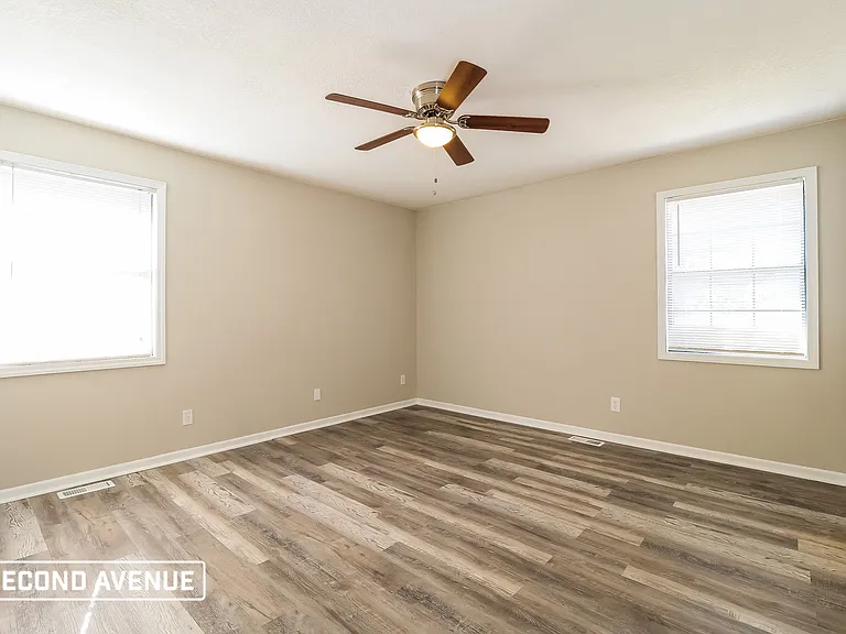 117 Monroe Ave — Photo 13