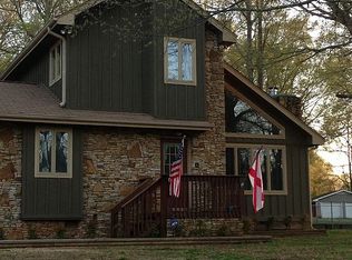 292 Point Of Pnes, Guntersville, AL 35976