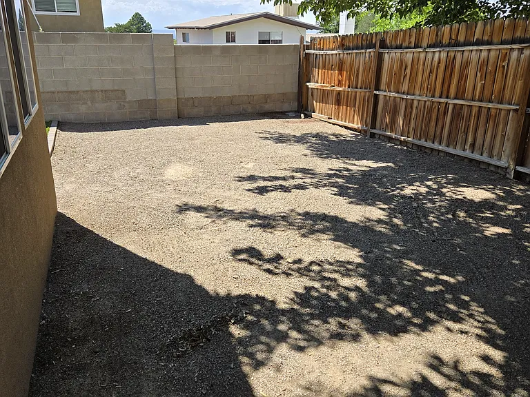 2109 Chelwood Park Blvd NE #D — Photo 16