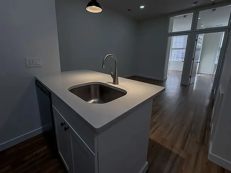 1525 Green St #2FF — Photo 2