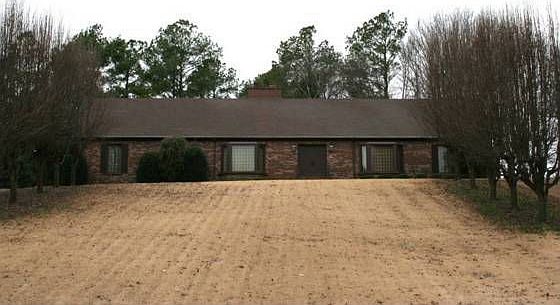 1st image of 1655 Laura Ln