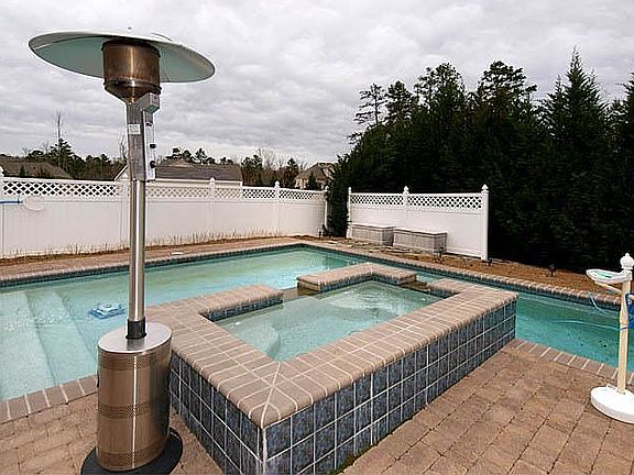 Pool, hot tub and lap pool