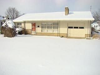 2nd image of 121 Melick St