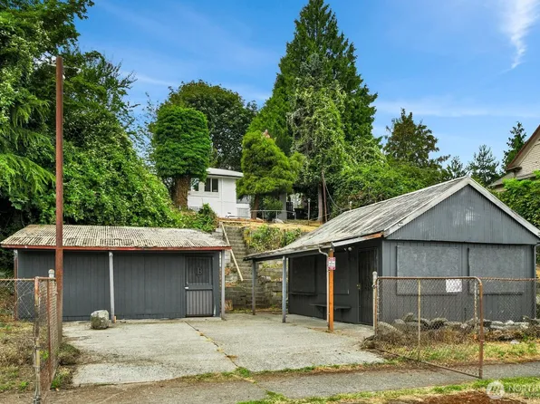 2328 Tacoma Avenue S, Tacoma, WA 98402